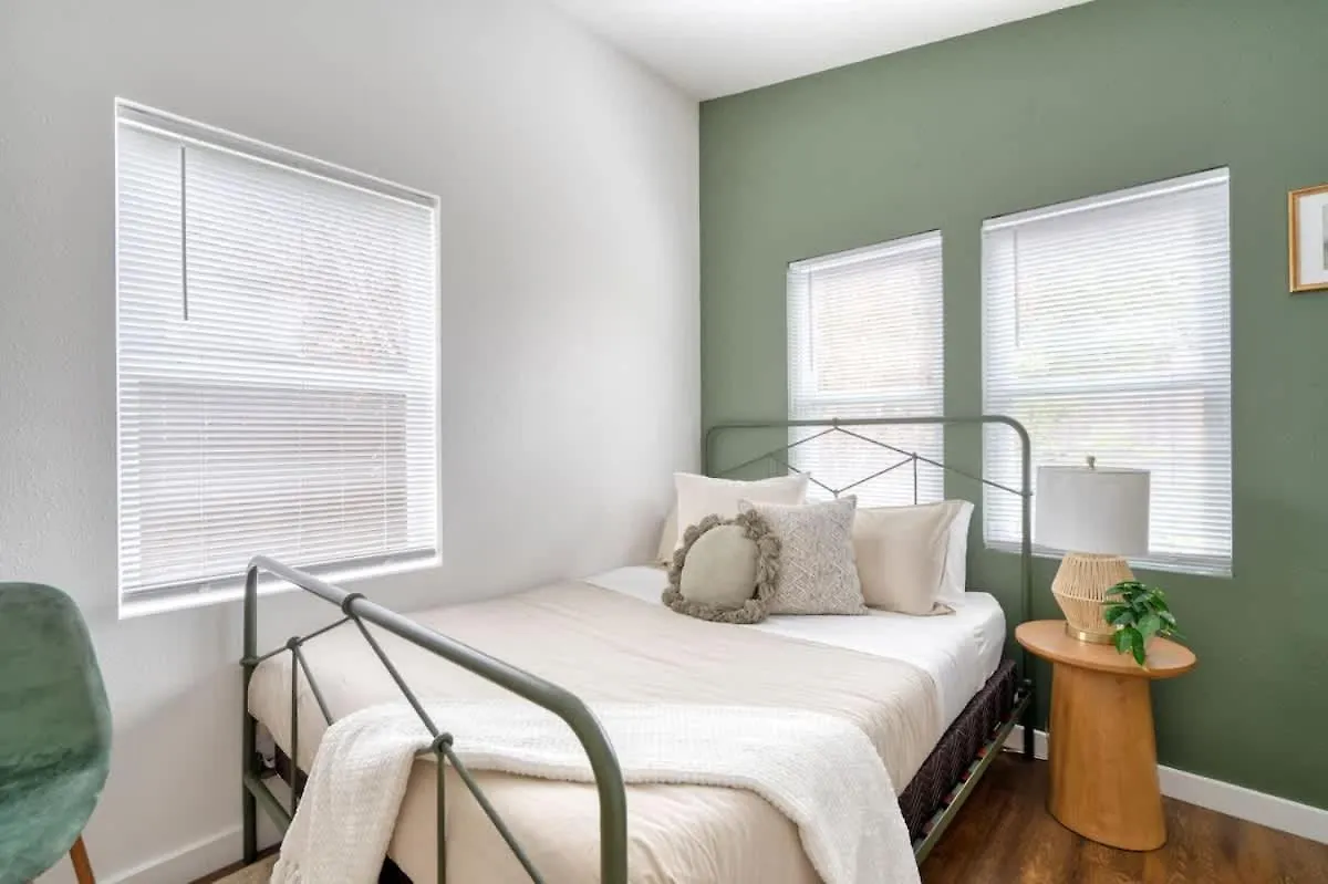 Stay Portland - Urban Cabin Studio - Breweries & Local Eateries 0*,